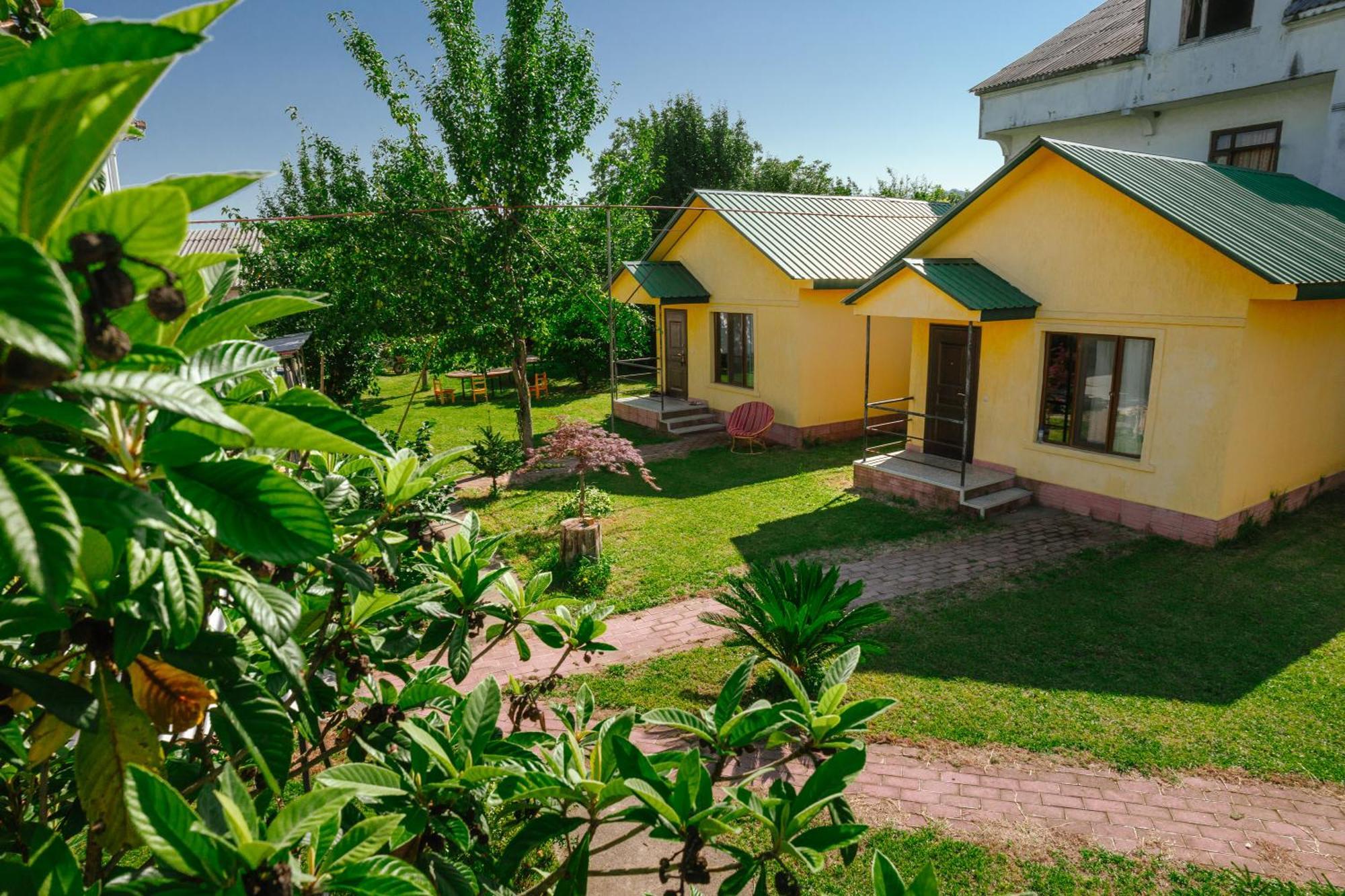 Senima'S Paradise Batumi Exterior photo